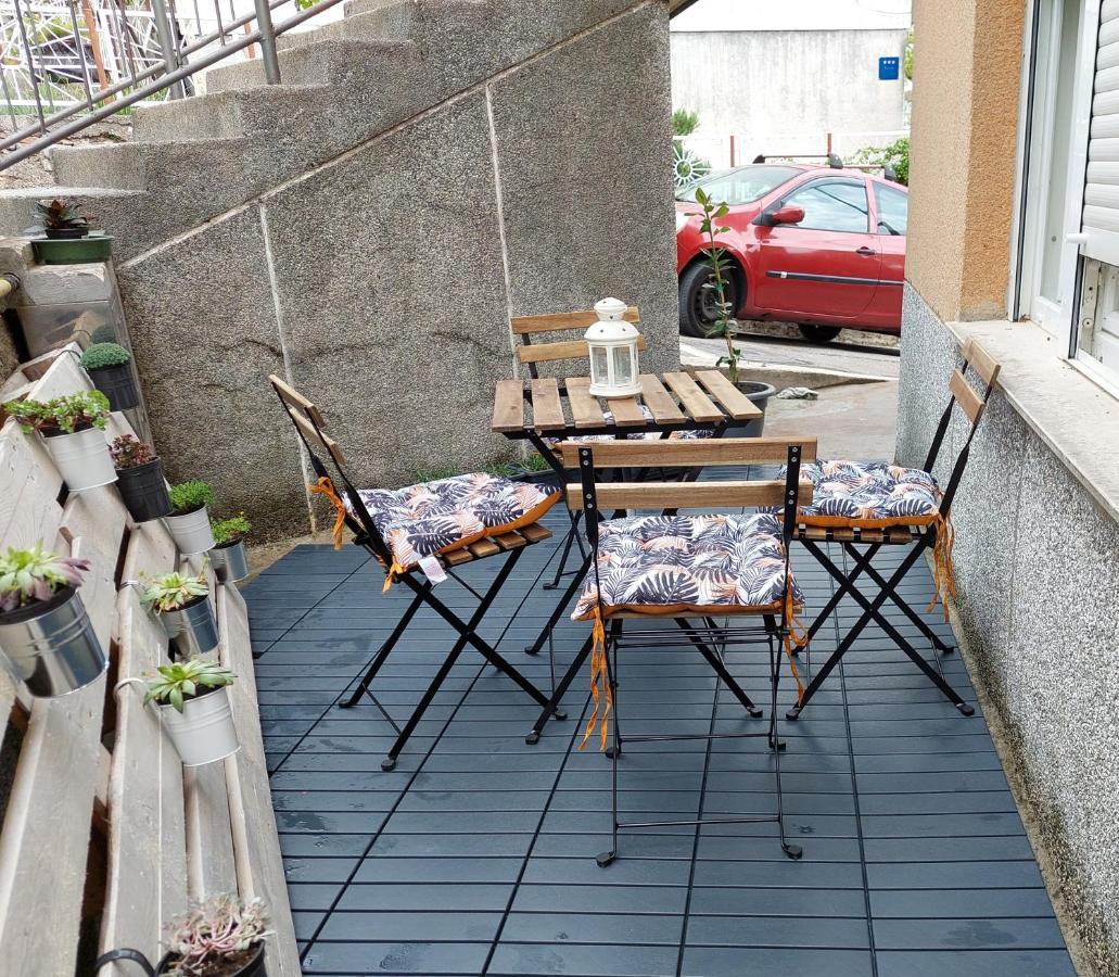 Vela Grota Appartement Rijeka Buitenkant foto